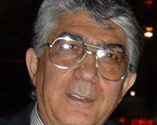 منوچهر تقوی بیات: فرست طلبها